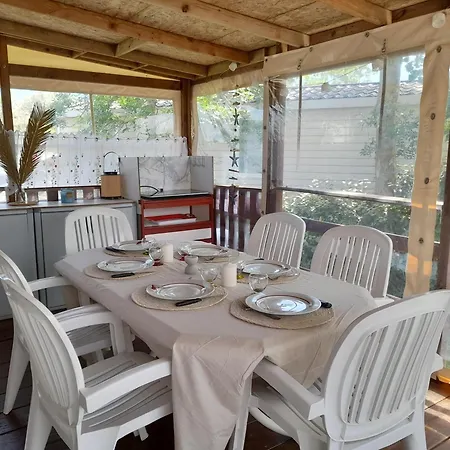 L'escale Mobil'home Giana אתר קמפינג *